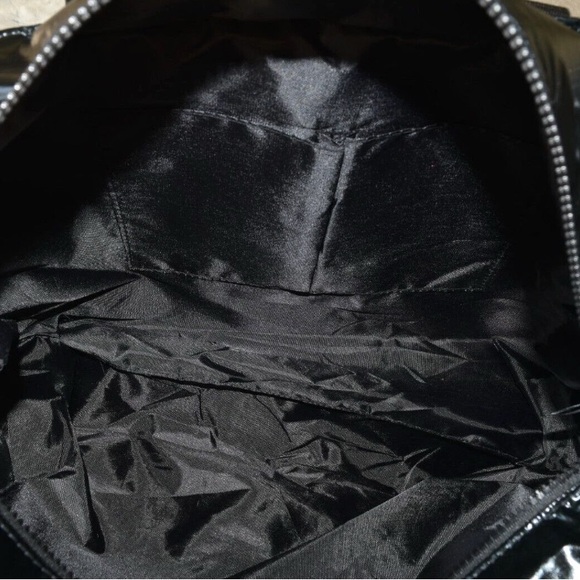 Stylish Black Travel Quilted Shoulder or crossbody Bag Tote Light - Picture 7 of 10